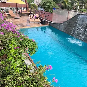 Corridor & With Free Airport Shuttle Negombo